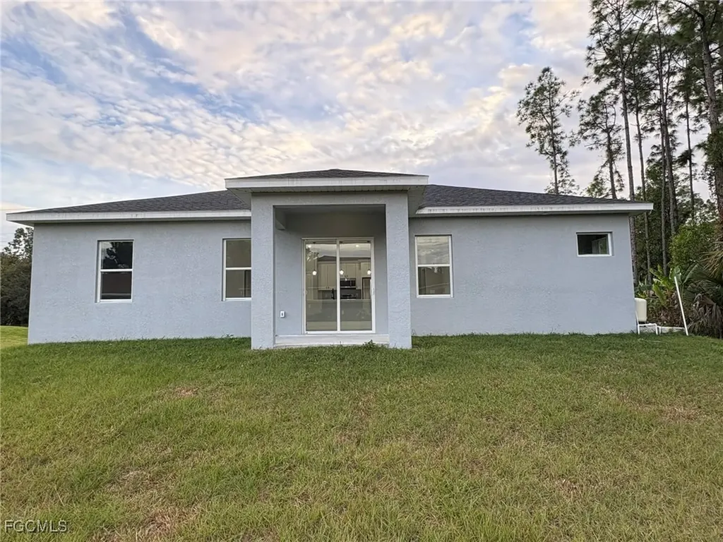 937 Sentinela Boulevard Lehigh Acres FL 33974