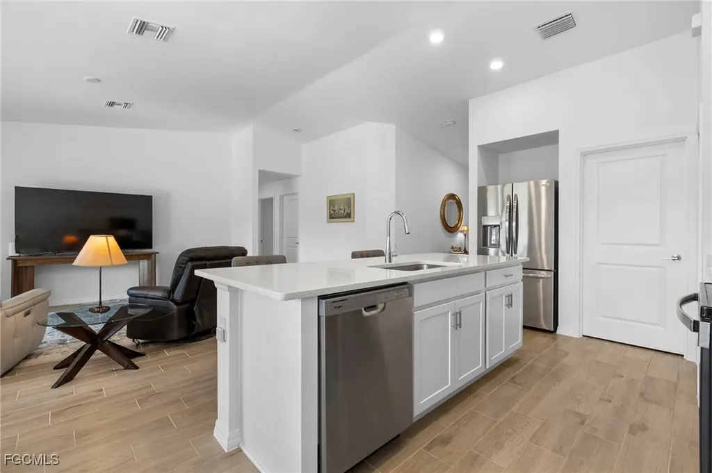 114 SW 13th Street Cape Coral FL 33991