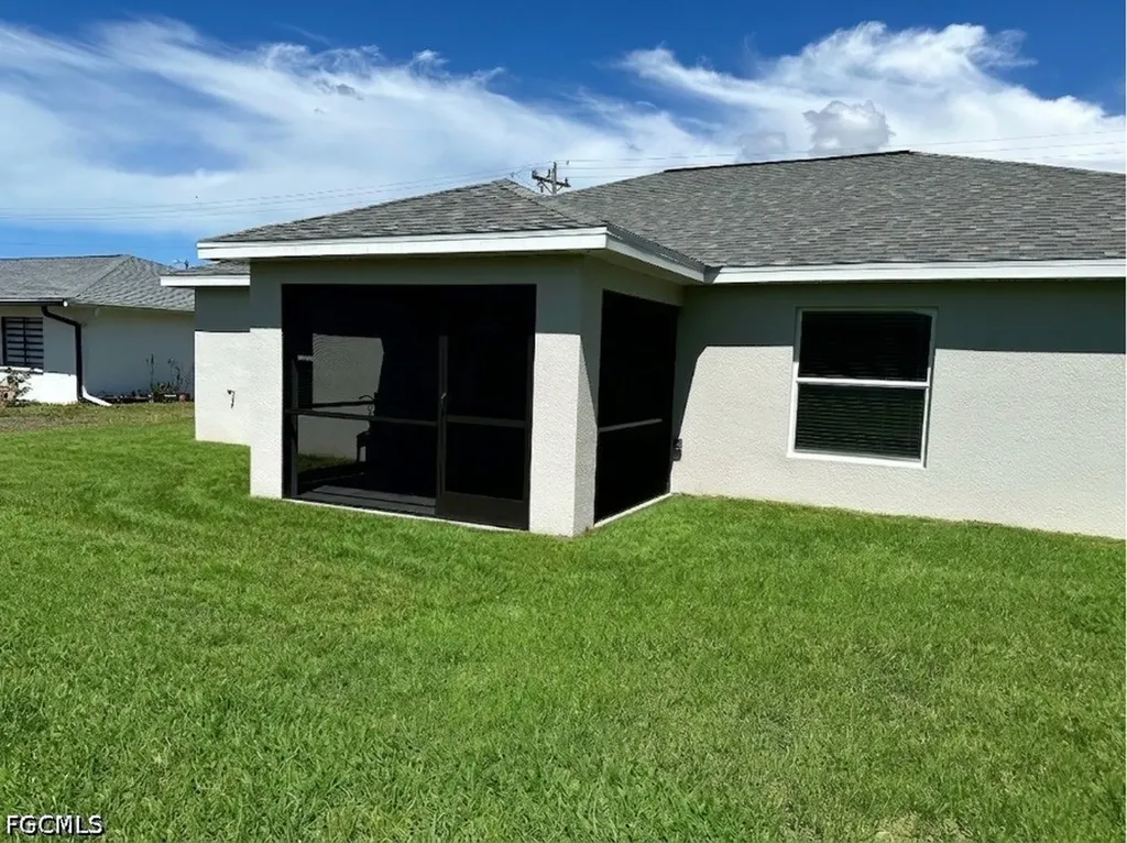 114 SW 13th Street Cape Coral FL 33991