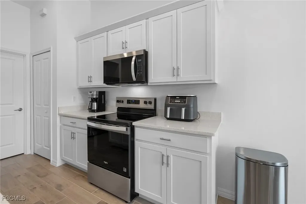 114 SW 13th Street Cape Coral FL 33991