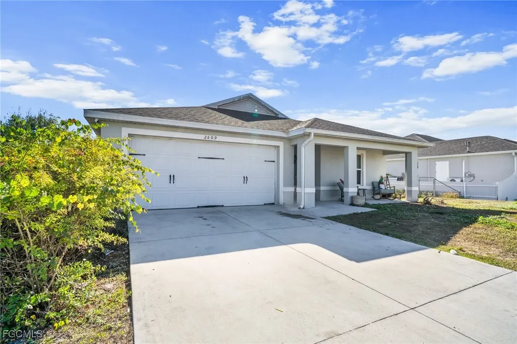 2609 25th Street W Lehigh Acres FL 33971
