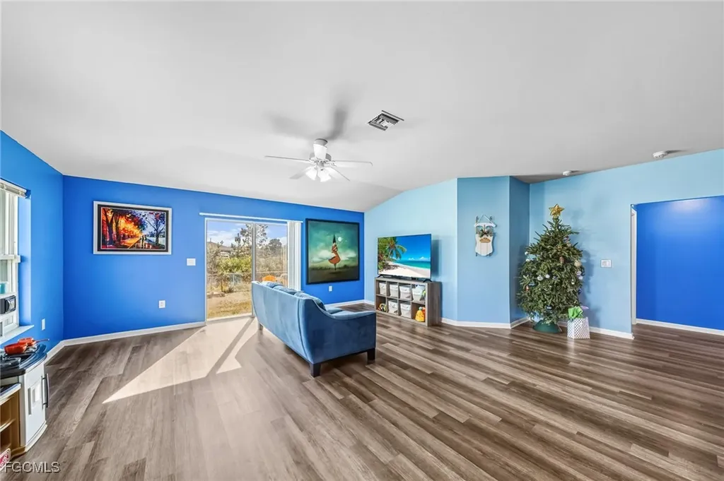 2609 25th Street W Lehigh Acres FL 33971
