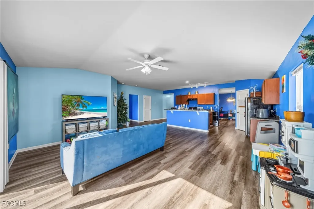 2609 25th Street W Lehigh Acres FL 33971