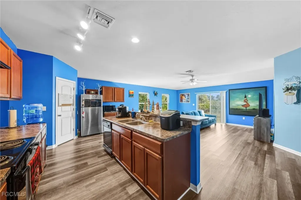 2609 25th Street W Lehigh Acres FL 33971