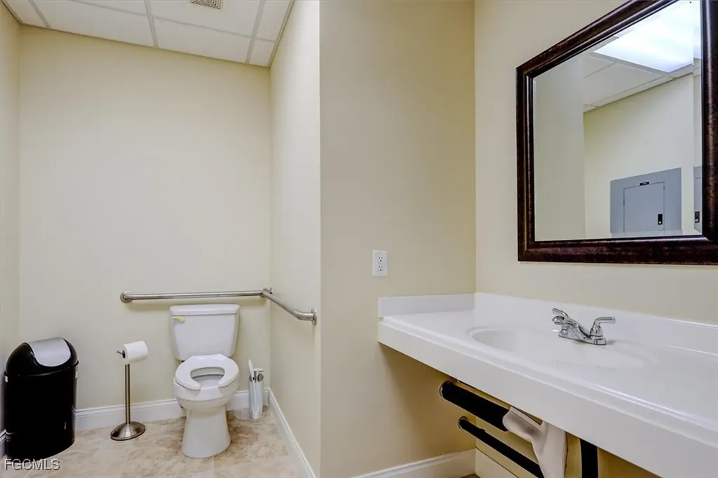 23190 Fashion Drive Estero FL 33928