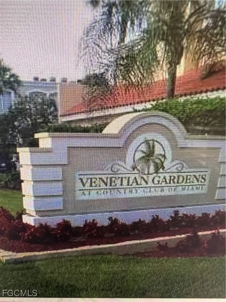 18111 68 Avenue Hialeah FL 33015