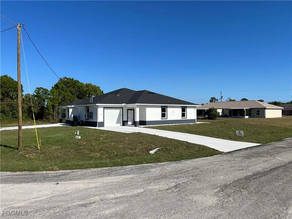 937 Graystone Avenue Lehigh Acres FL 33974