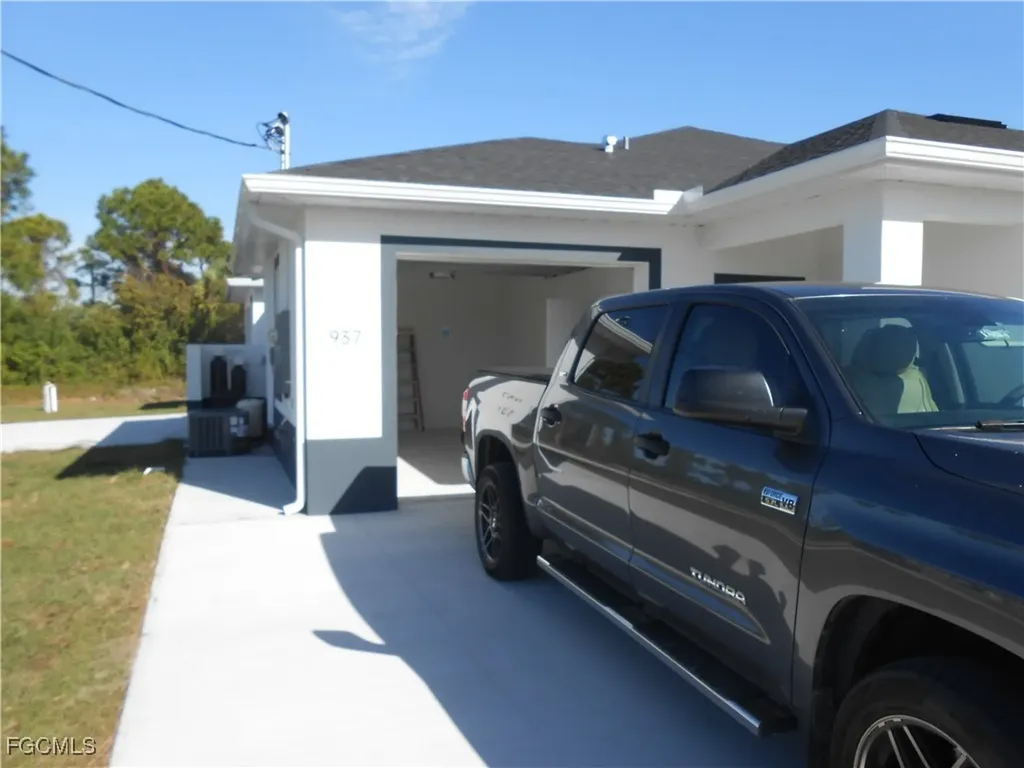 937 Graystone Avenue Lehigh Acres FL 33974