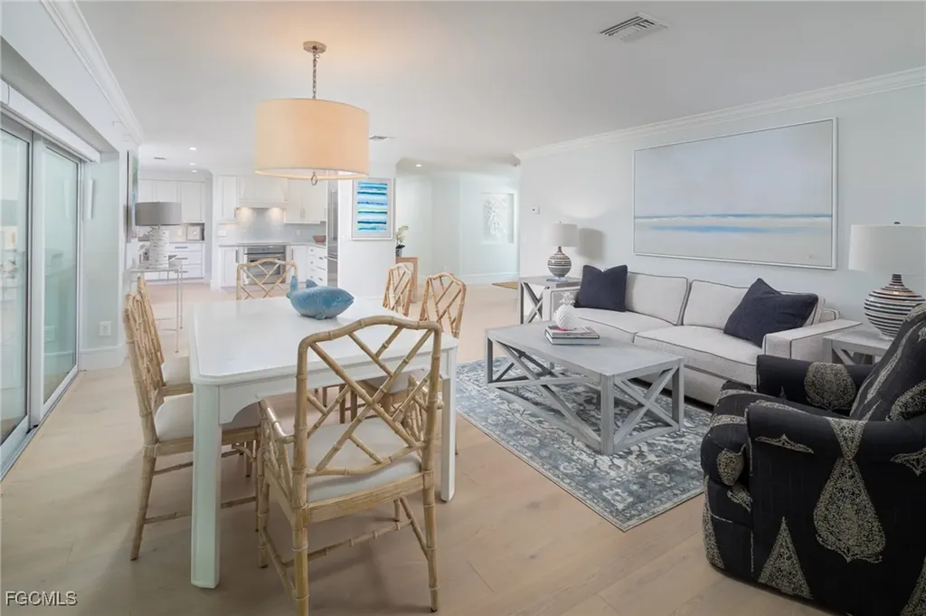635 Fountainhead Lane Naples FL 34103