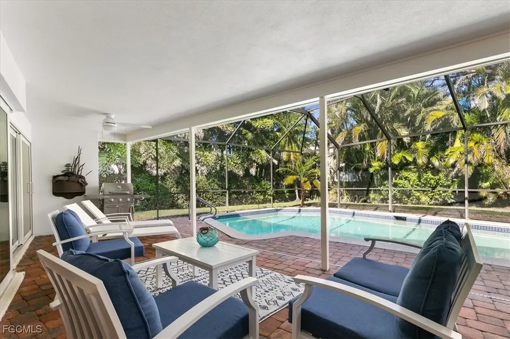 635 Fountainhead Lane Naples FL 34103