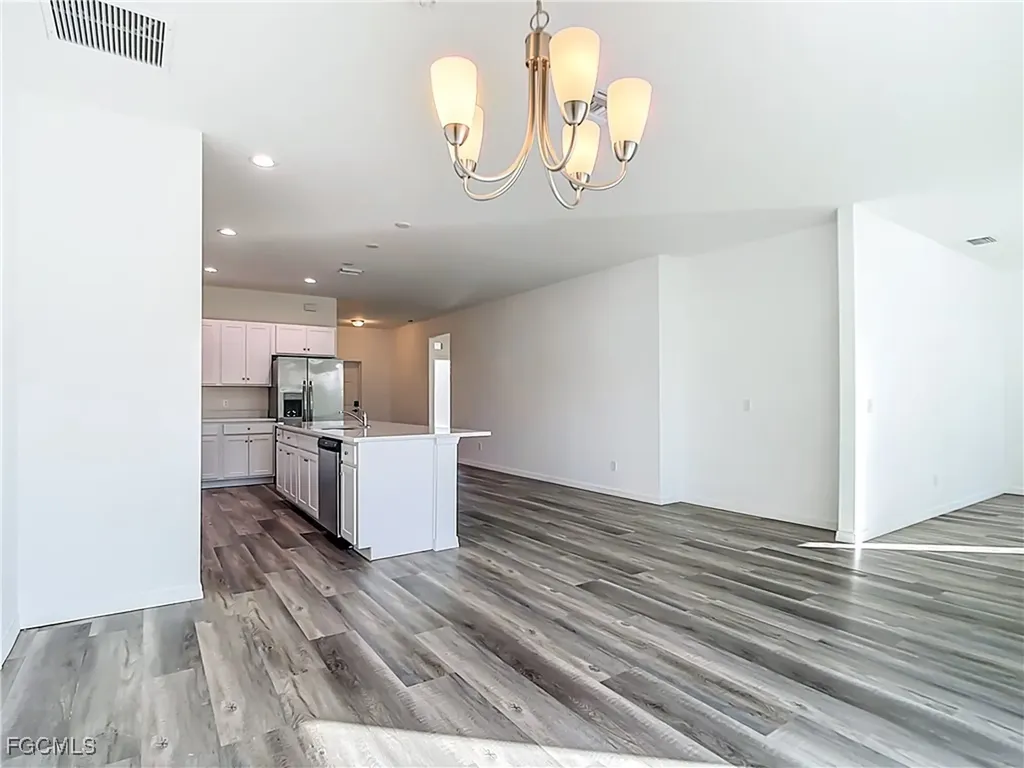 2518 NW 10th Terrace Cape Coral FL 33993