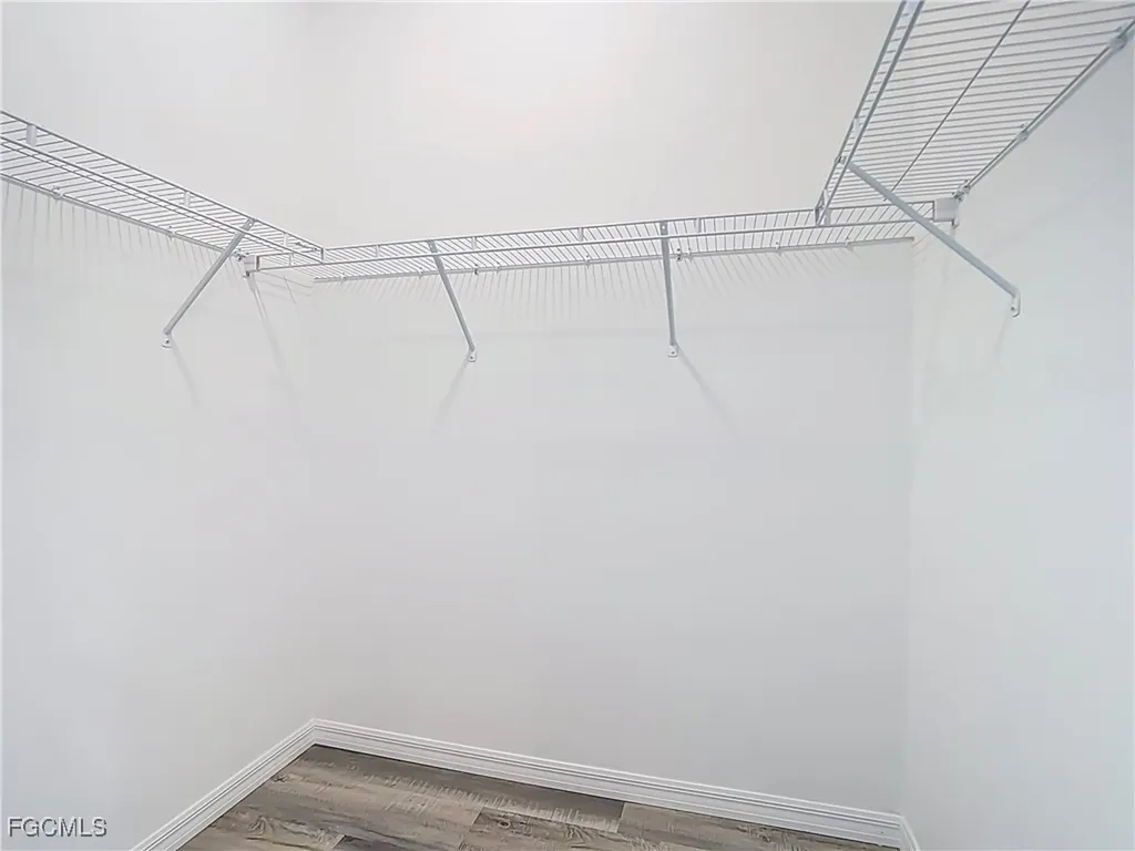 2518 NW 10th Terrace Cape Coral FL 33993