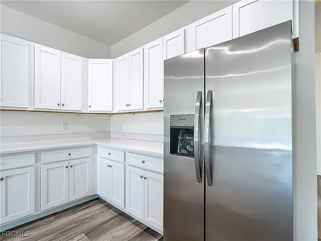 2518 NW 10th Terrace Cape Coral FL 33993