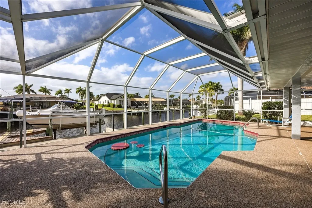 3316 SE 19th Place Cape Coral FL 33904