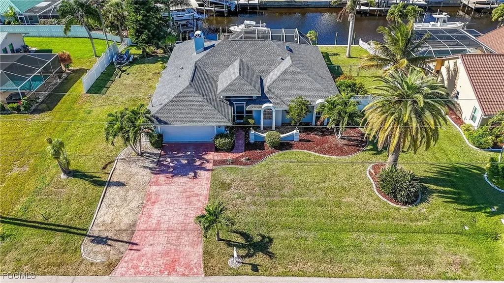 3316 SE 19th Place Cape Coral FL 33904