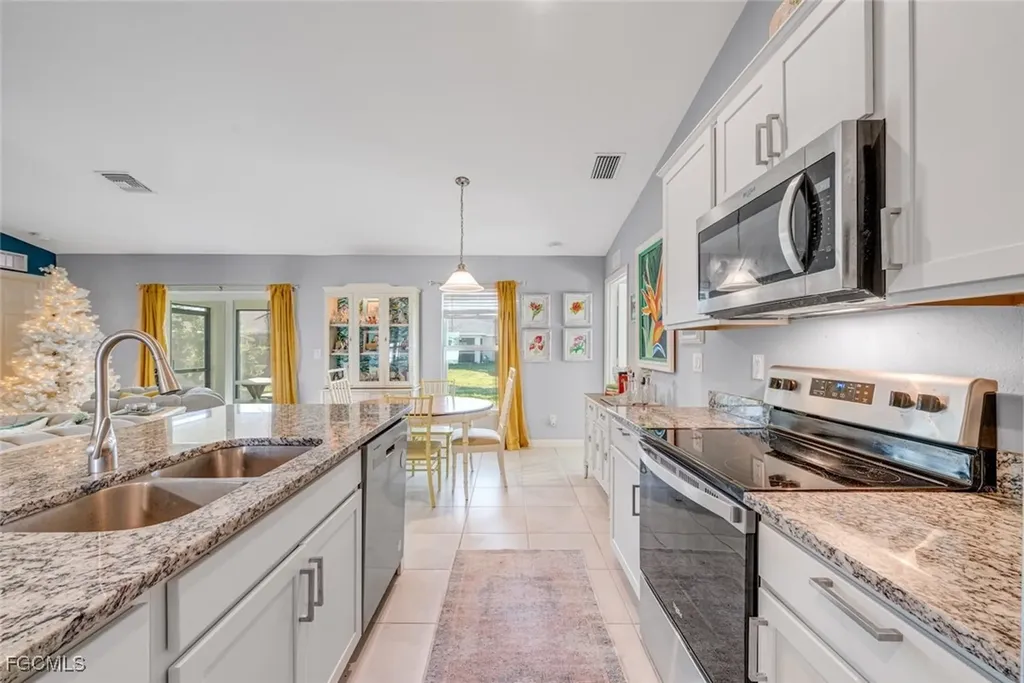 1228 NW 12th Avenue Cape Coral FL 33993