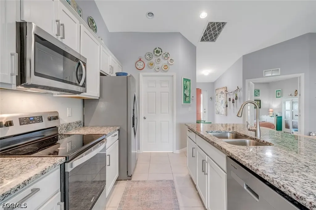 1228 NW 12th Avenue Cape Coral FL 33993