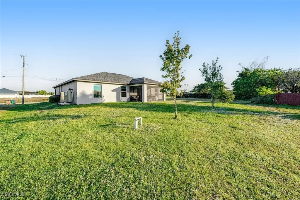 1228 NW 12th Avenue Cape Coral FL 33993