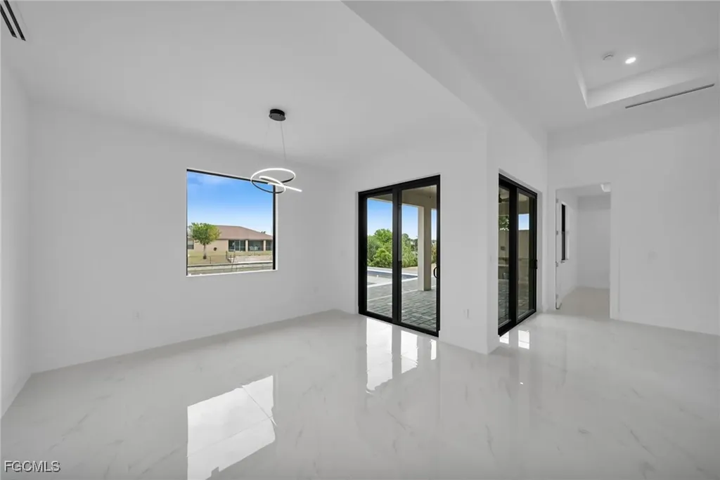 1007 NW 23rd Avenue Cape Coral FL 33993