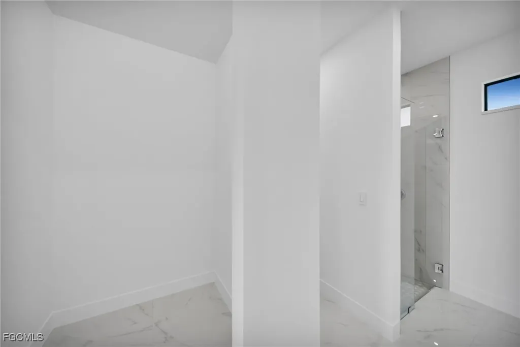 1007 NW 23rd Avenue Cape Coral FL 33993