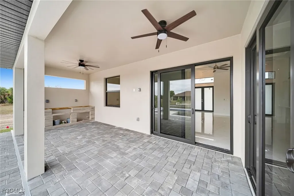 1007 NW 23rd Avenue Cape Coral FL 33993