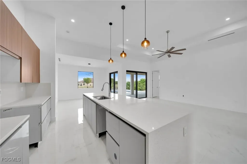 1007 NW 23rd Avenue Cape Coral FL 33993
