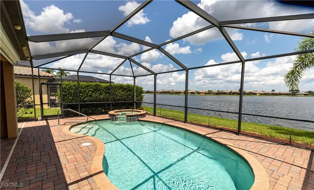2769 Via Piazza Loop Fort Myers FL 33905