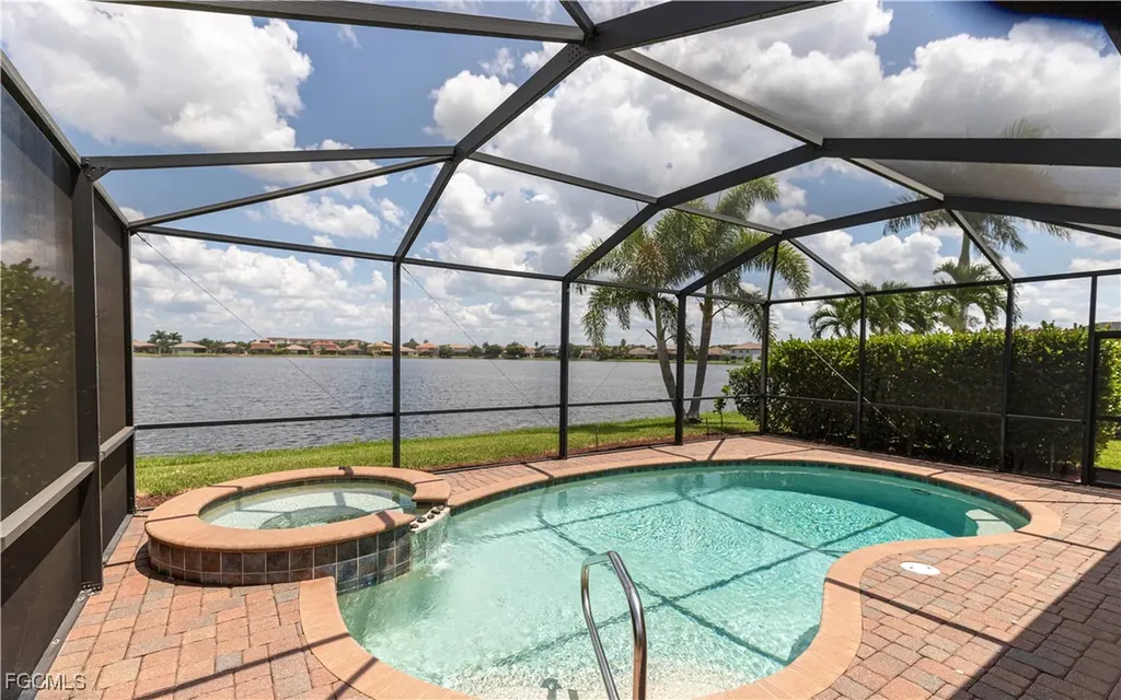 2769 Via Piazza Loop Fort Myers FL 33905
