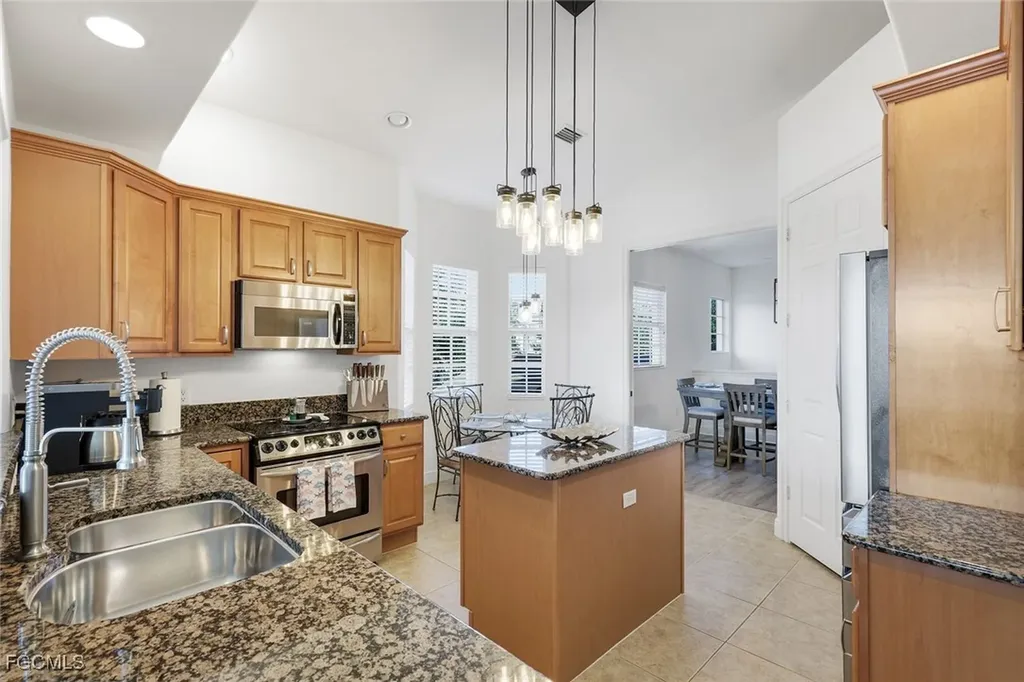 19600 Marino Lake Circle Miromar Lakes FL 33913