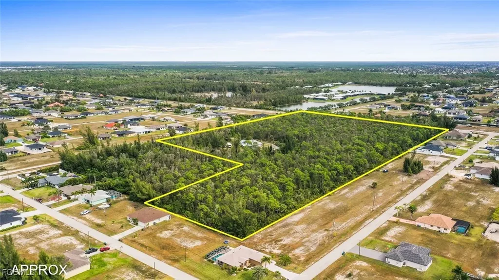 3926 Kismet Parkway W Cape Coral FL 33993