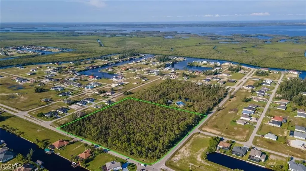 3926 Kismet Parkway W Cape Coral FL 33993