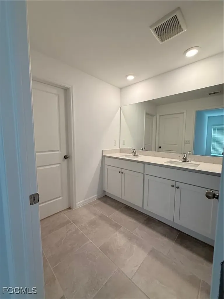 3850 Treasure Oak Way Fort Myers FL 33905