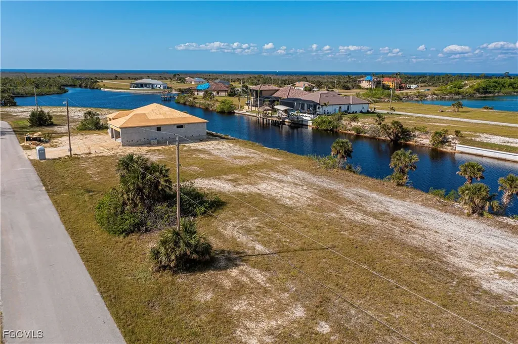 4527 NW 35th Terrace Cape Coral FL 33993