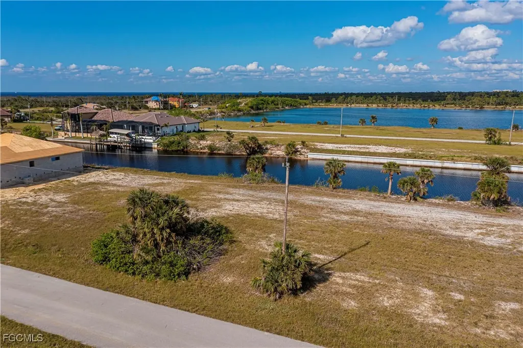 4527 NW 35th Terrace Cape Coral FL 33993