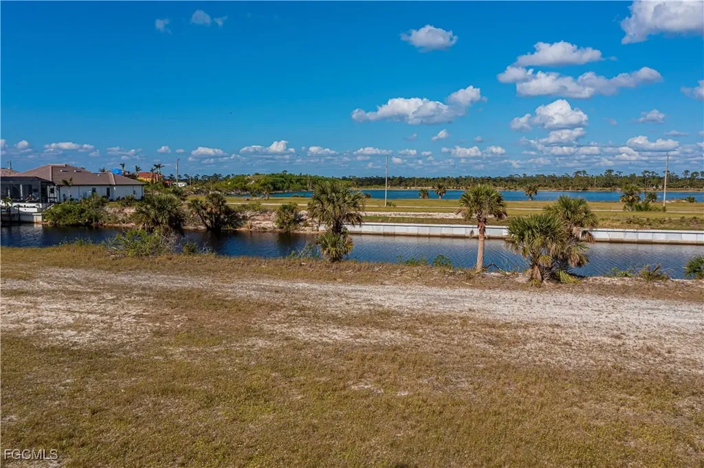 4527 NW 35th Terrace Cape Coral FL 33993