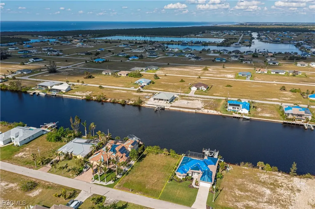 4229 NW 33rd Street Cape Coral FL 33993