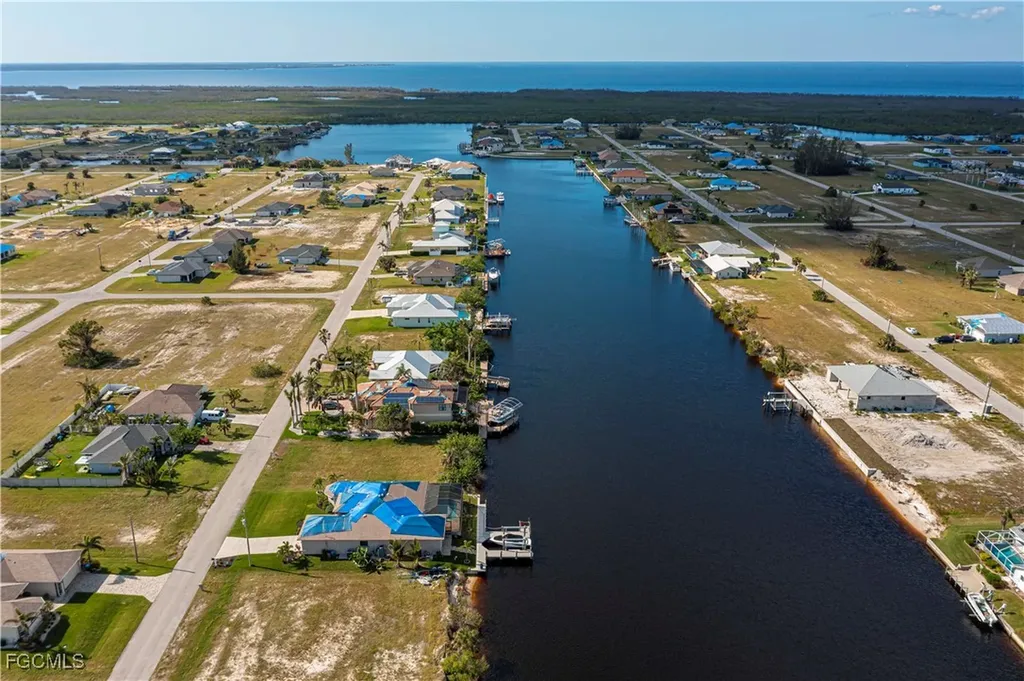 4229 NW 33rd Street Cape Coral FL 33993