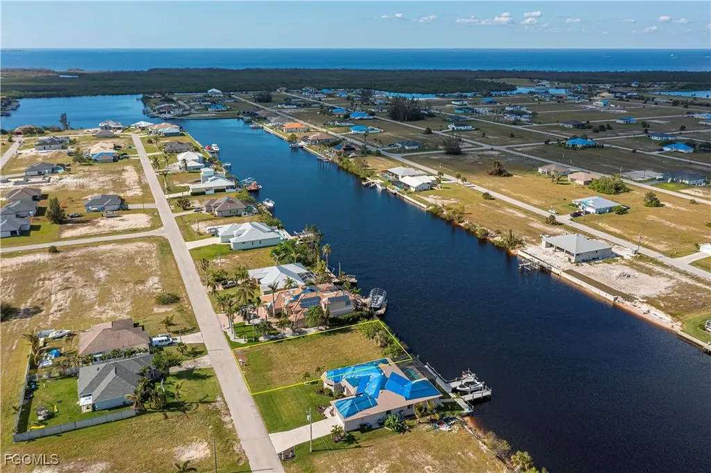 4229 NW 33rd Street Cape Coral FL 33993