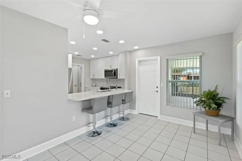 2307 Woodland Boulevard Fort Myers FL 33907