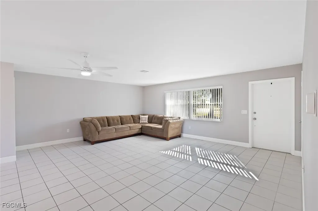 2307 Woodland Boulevard Fort Myers FL 33907