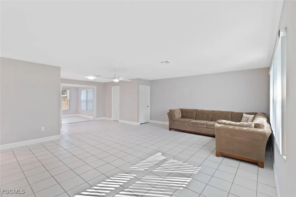 2307 Woodland Boulevard Fort Myers FL 33907