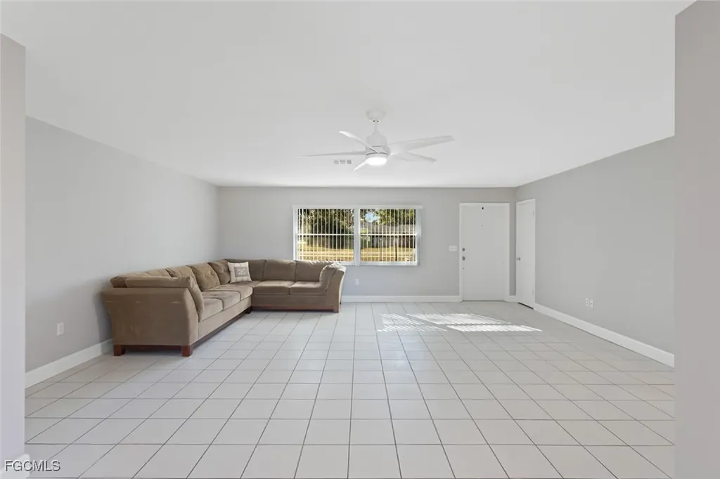 2307 Woodland Boulevard Fort Myers FL 33907