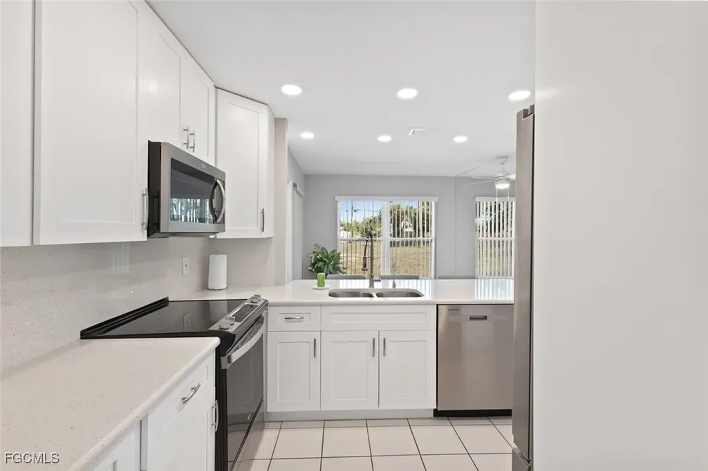 2307 Woodland Boulevard Fort Myers FL 33907
