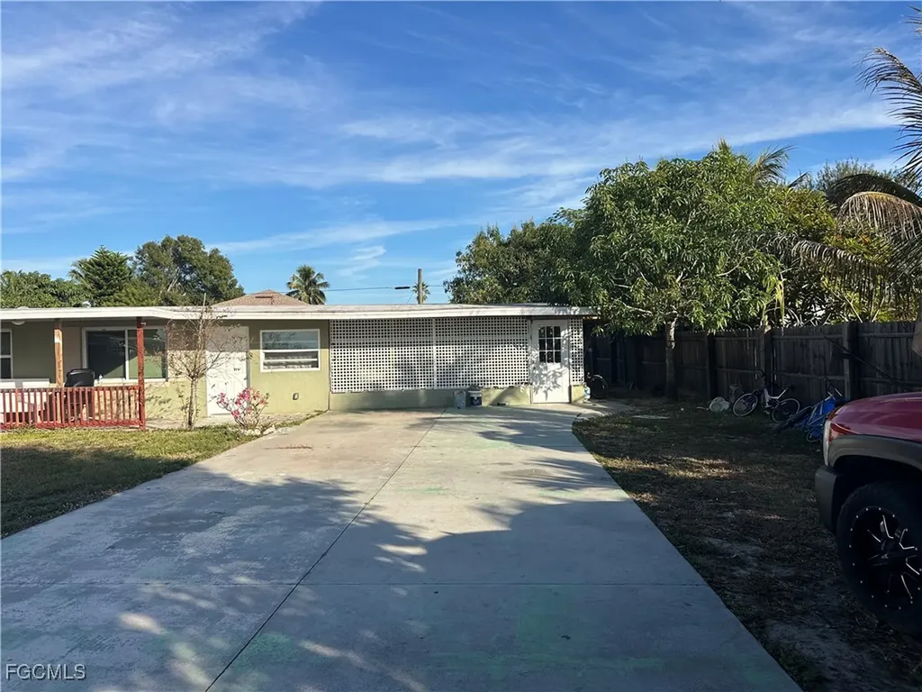 4505 Luckett Road Fort Myers FL 33905