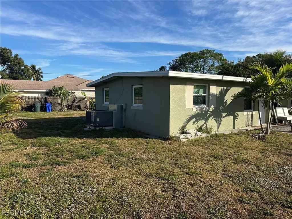 4505 Luckett Road Fort Myers FL 33905