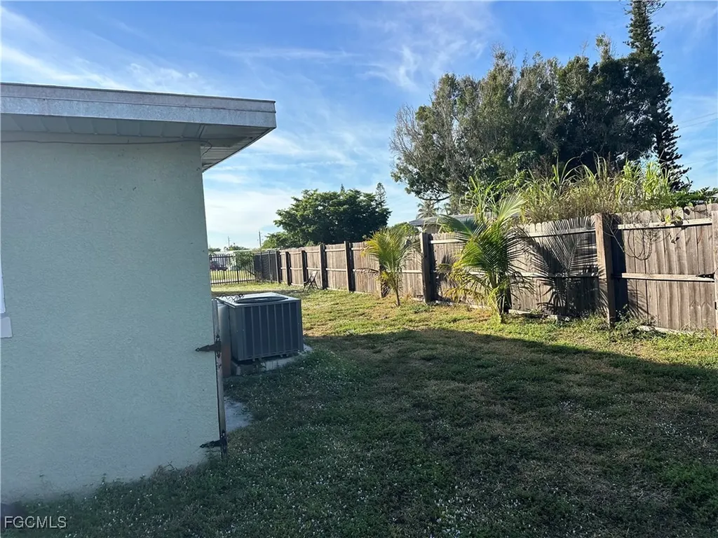 4505 Luckett Road Fort Myers FL 33905