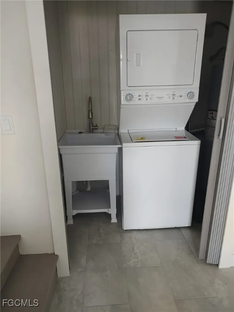 20711 Port Drive Estero FL 33928