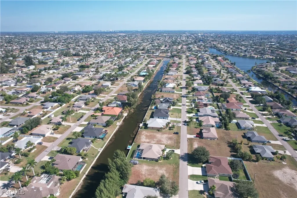 164 SE 23rd Street Cape Coral FL 33990