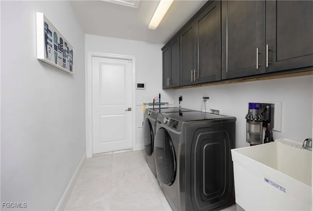 164 SE 23rd Street Cape Coral FL 33990