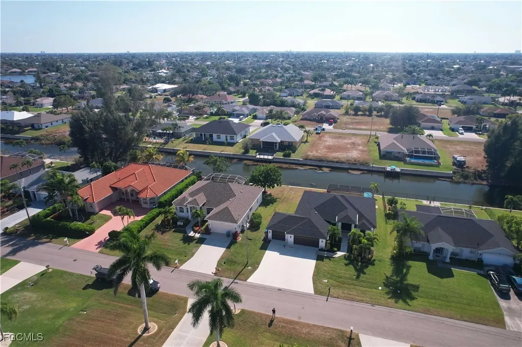 164 SE 23rd Street Cape Coral FL 33990